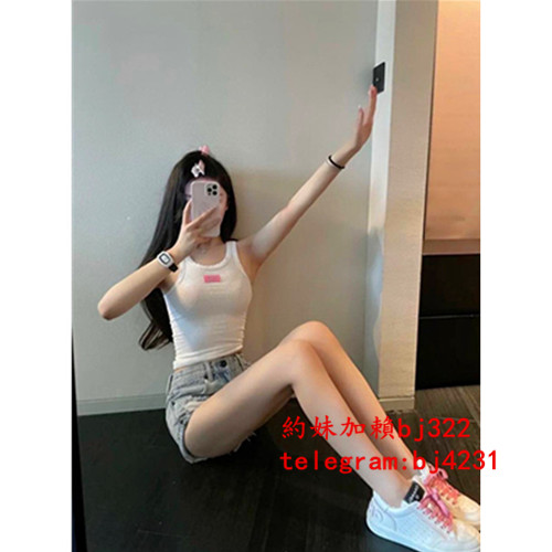 賴bj322 東海在校生 菲凌 164cm/C奶/45kg/19歲